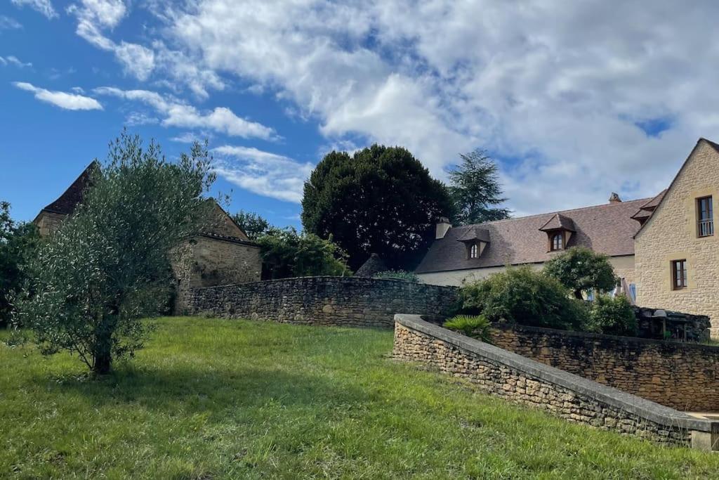 Charming 19Th Century Farmhouse With Pool Vitrac  Exteriör bild